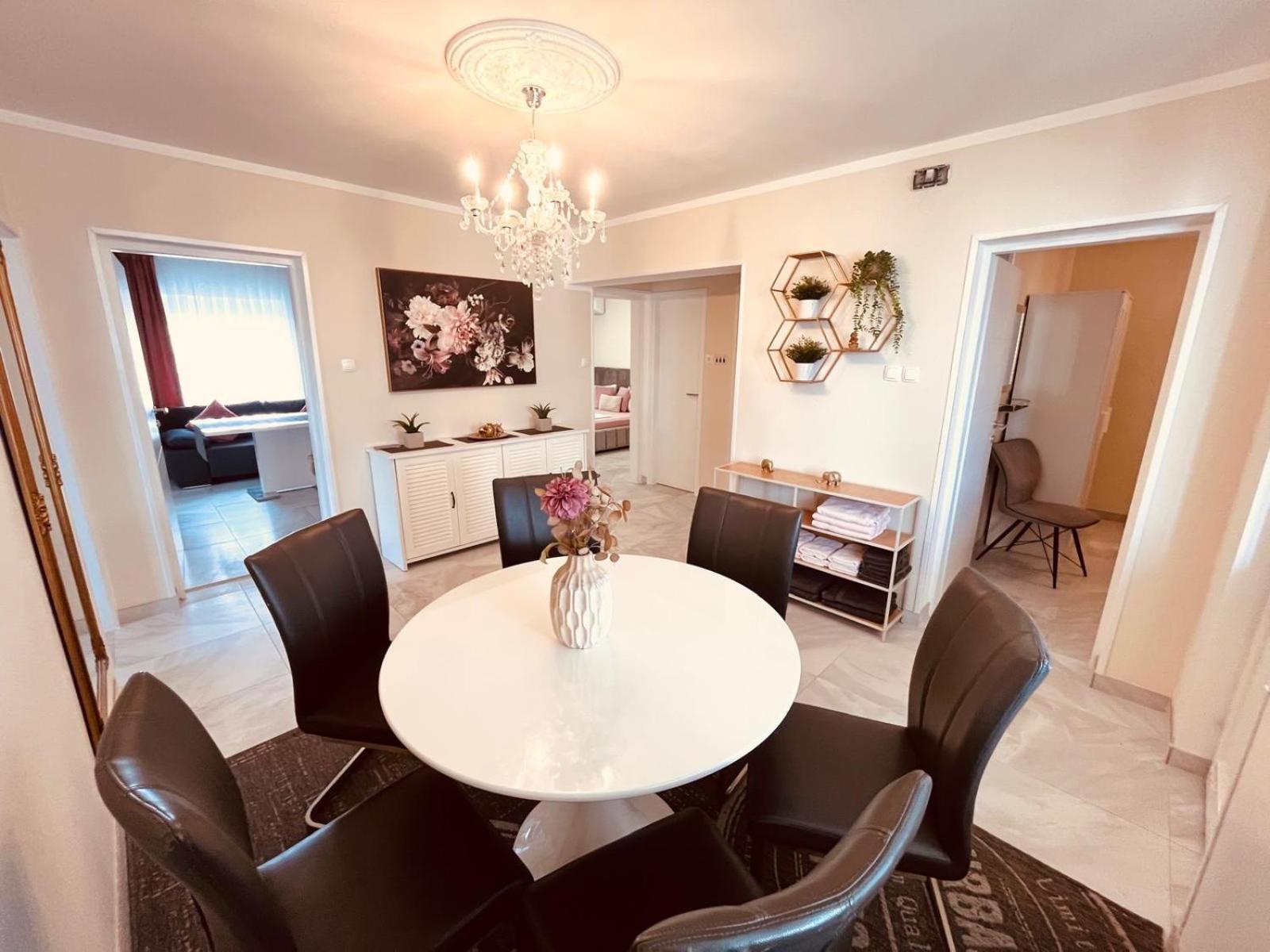 Haus El Milo Homestay szállás *